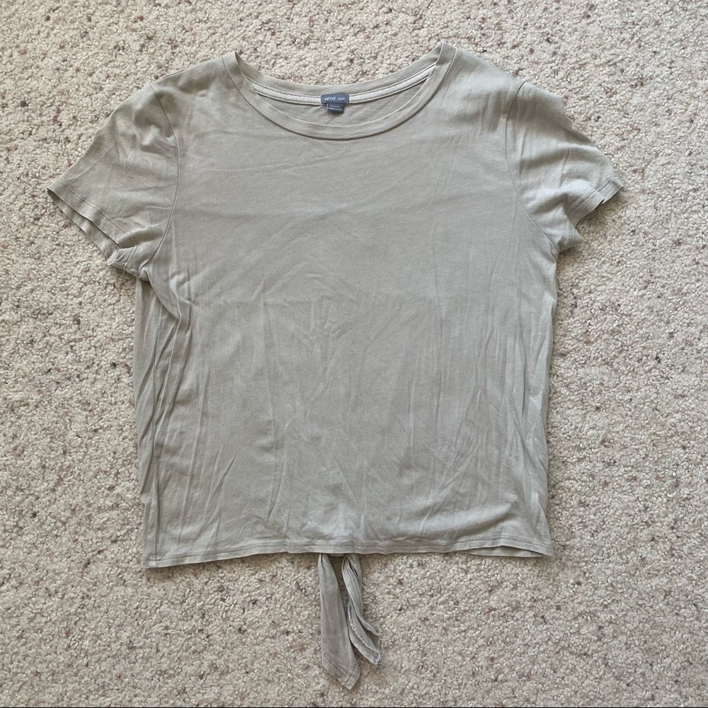 Neutrals 3 Top Bundle - Picture 2 of 8